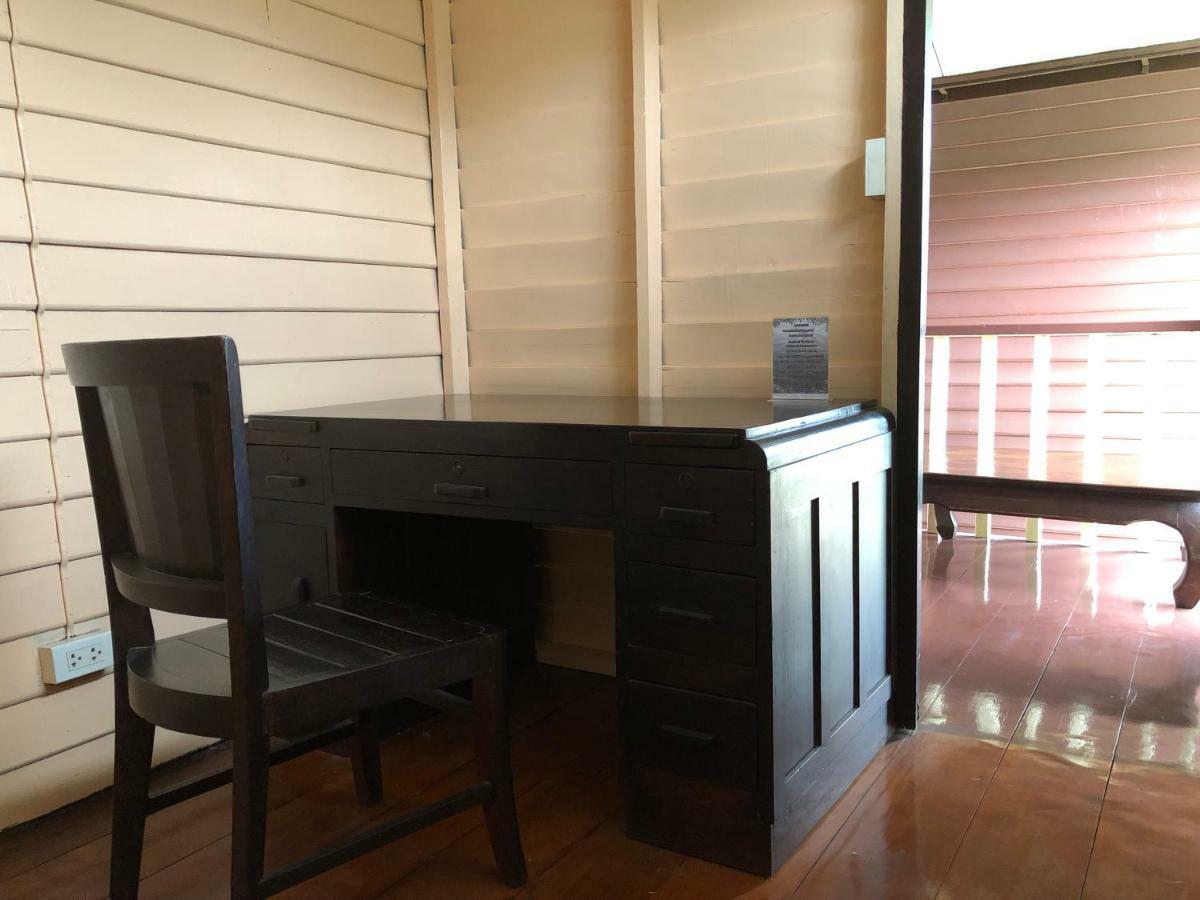 Resort Bangphlat Bangkok Kültér fotó